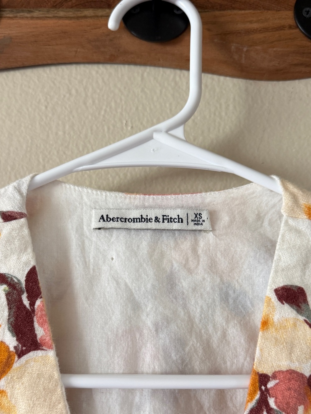 Abercrombie & Fitch Floral Cotton Linen Ruffle Sleeve Tie Front Crop Top Size XS - Picture 4 of 6